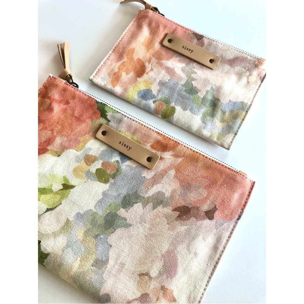 🆕 MINTED Spring Bloom Catch-All Pouch Set w/Personalization “Sissy” - Picture 2 of 6